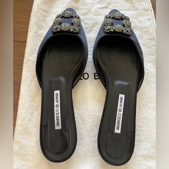 Manolo Blahnik Hangisi black crystal-embellished satin slippers - Picture 4 of 9